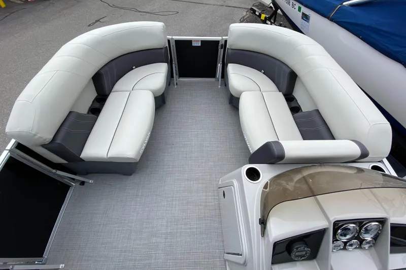 Slide: The Image of Interior of 2026 Sylvan Mirage 820 LZ pontoon boat. - 6
