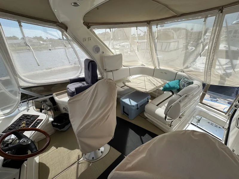 Slide: The Image of Sea ray 44 2006 - 33