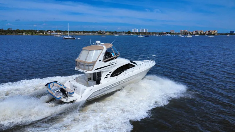 Slide: The Image of Sea ray 44 2006 - 41