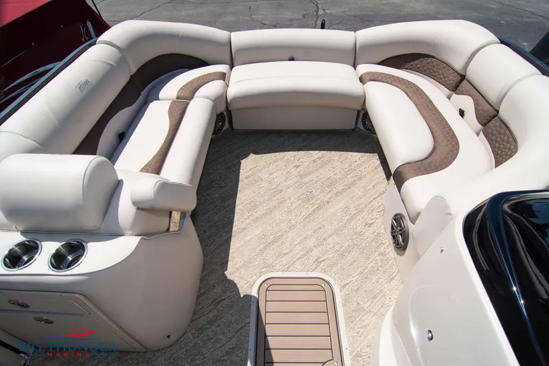 Slide: The Image of Luxurious seating area of 2022 JC SunLounger 25 TT Sport pontoon boat. - 13