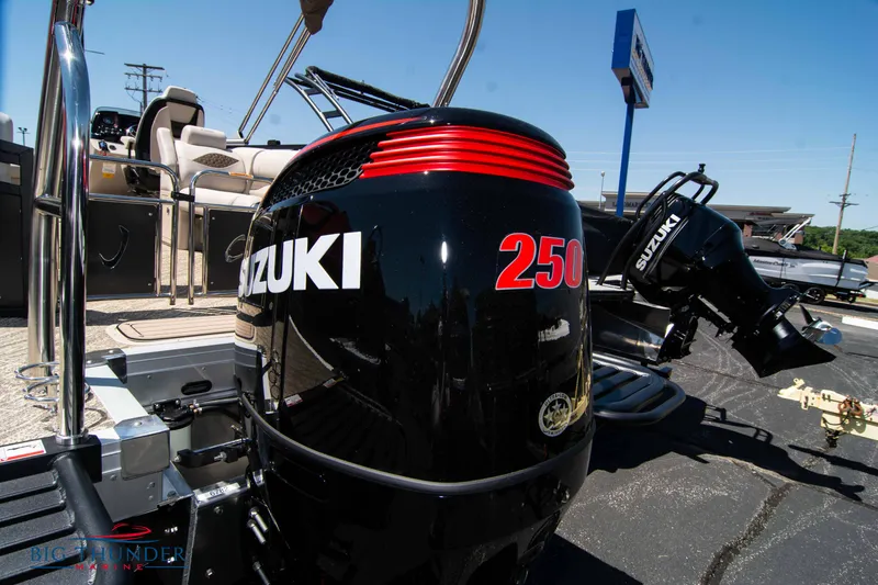 Slide: The Image of 2022 JC SunLounger 25 TT Sport with Suzuki 250 outboard motor. - 5