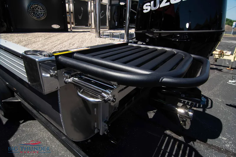 Slide: The Image of 2022 JC SunLounger 25 TT Sport boat rear view with Suzuki engine. - 8