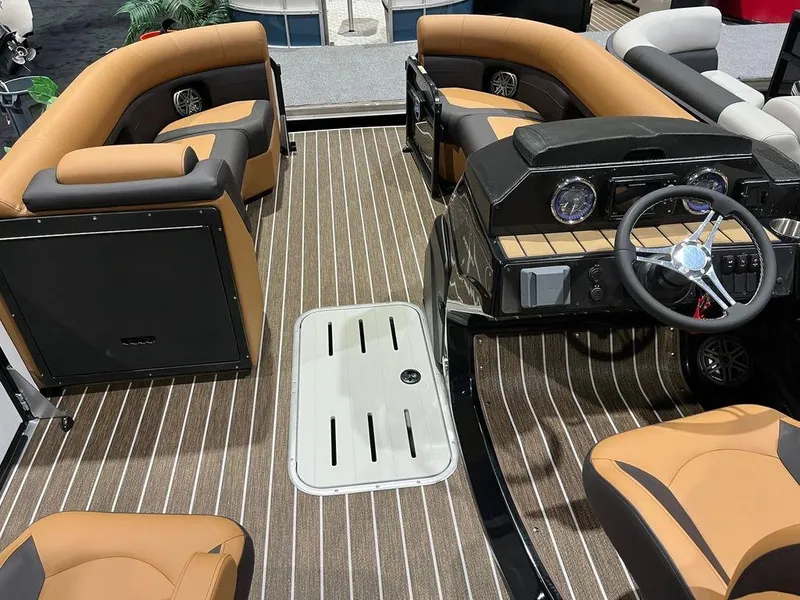 Slide: The Image of Premier 230 SunSation RF 2025 - 5