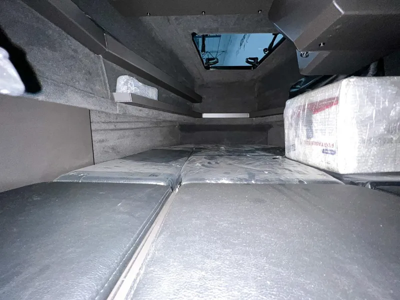 Slide: The Image of Stabi-Craft 2750 Ultra Centercab 2023 - 11