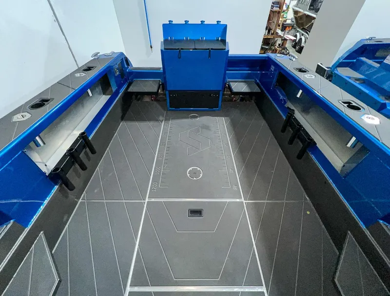 Slide: The Image of Stabi-Craft 2750 Ultra Centercab 2023 - 16