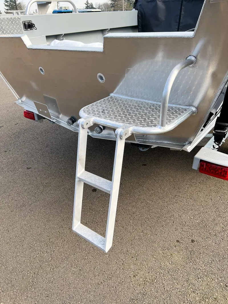 Slide: The Image of Hewescraft 200 Sportsman 2026 - 14