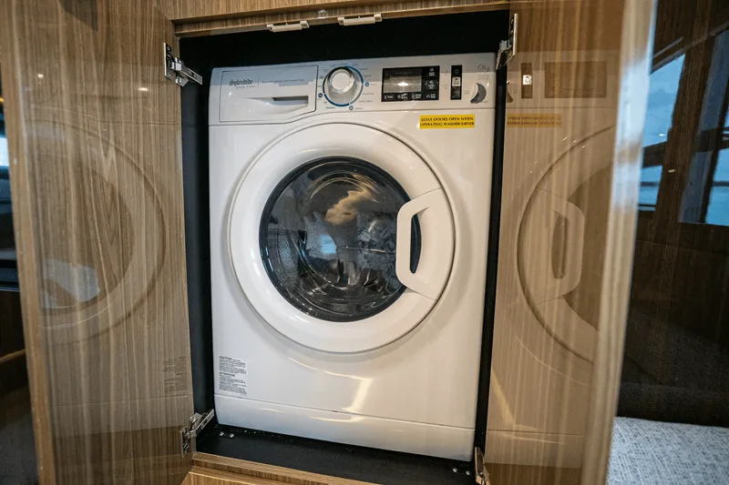 Slide: The Image of Cruisers Yachts 54 CANTIUS 2022 - 23