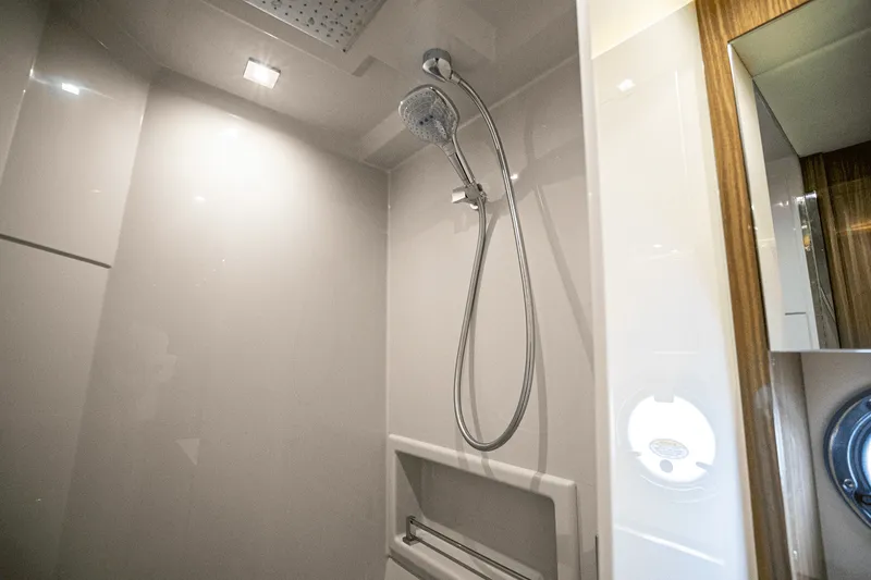 Slide: The Image of Cruisers Yachts 54 CANTIUS 2022 - 25