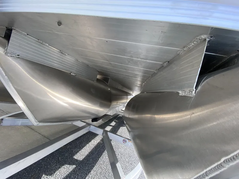 Slide: The Image of 2023 Veranda VTX 22RC pontoon boat undercarriage close-up. - 6
