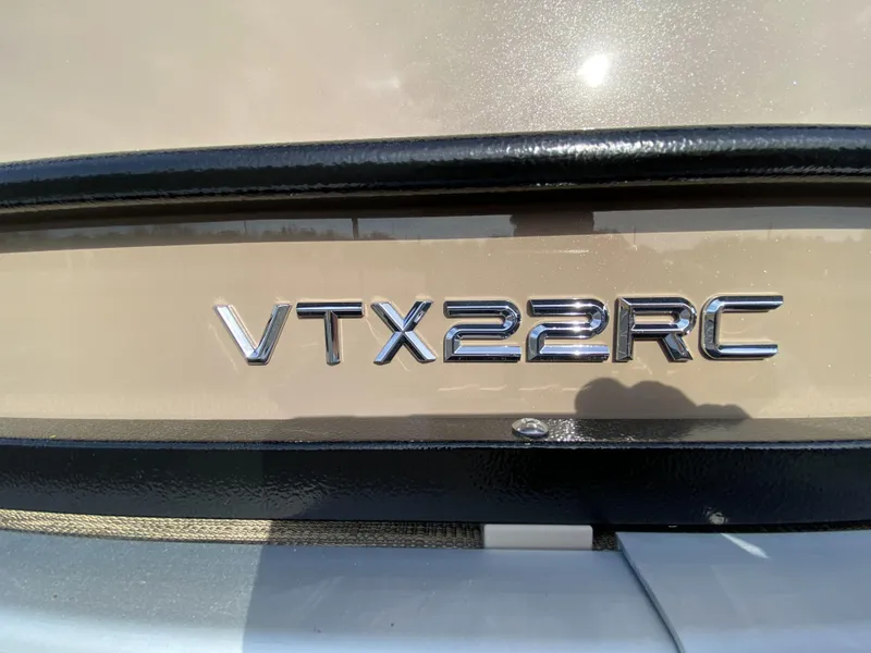 Slide: The Image of 2023 Veranda VTX 22RC model emblem. - 7