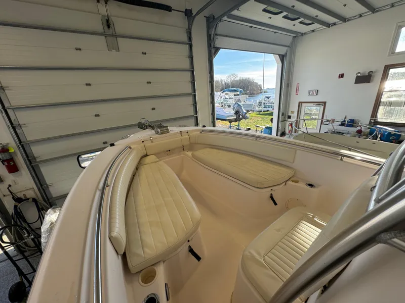 Slide: The Image of Grady-White 257 Advance 2010 - 51