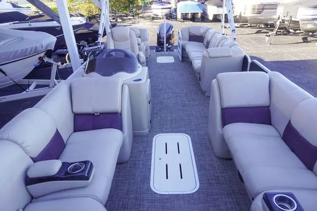 Slide: The Image of G3 X3 25RC 150 TRITOON 2018 - 25