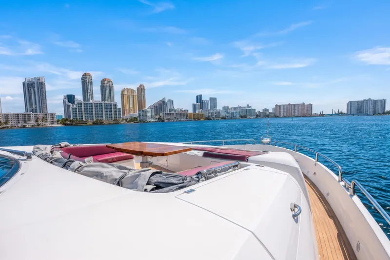 Slide: The Image of Luxury Sunseeker Predator 84 yacht cruising near city skyline, 2013 model. - 24
