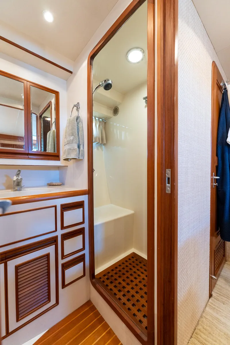 Slide: The Image of Offshore Yachts 54 Pilot House 1998 - 64