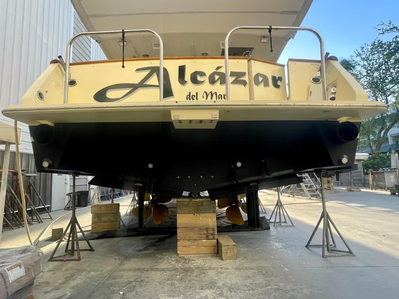Slide: The Image of Offshore Yachts 54 Pilot House 1998 - 79