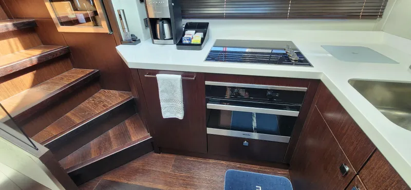 Slide: The Image of Sunseeker Predator 74 XPS 2020 - 50