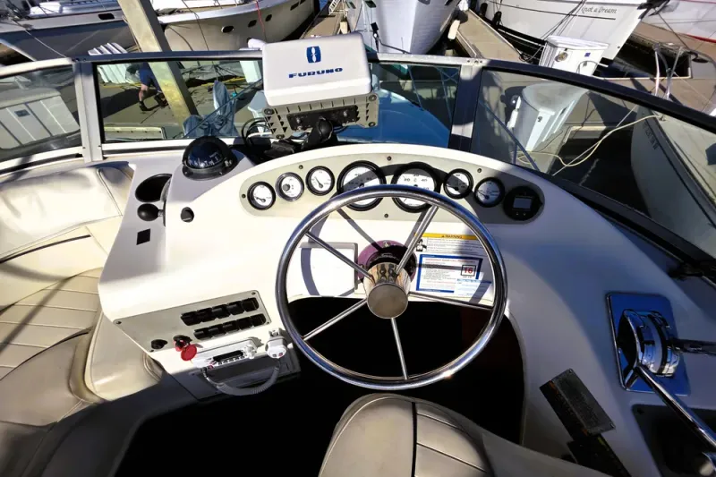 Slide: The Image of Bayliner 2858 Ciera Command Bridge 2000 - 13