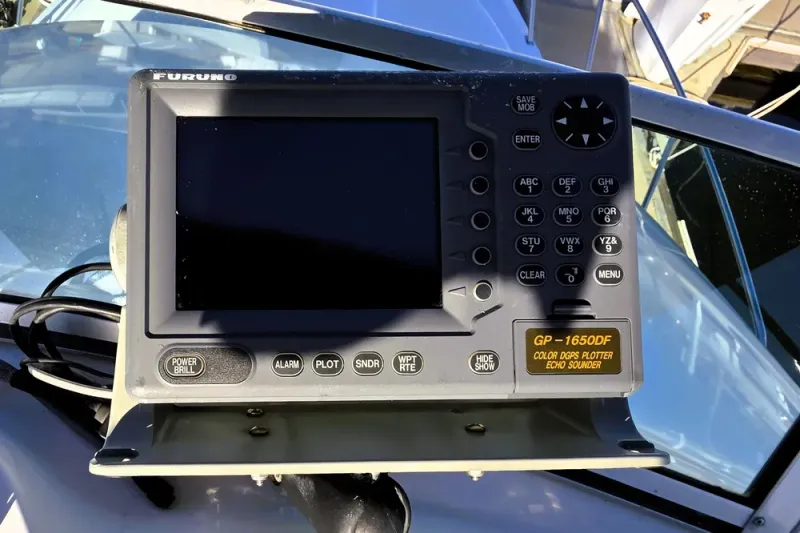 Slide: The Image of Bayliner 2858 Ciera Command Bridge 2000 - 14