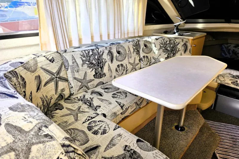 Slide: The Image of Bayliner 2858 Ciera Command Bridge 2000 - 30