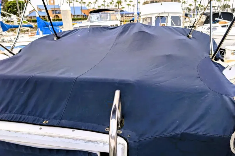 Slide: The Image of Bayliner 2858 Ciera Command Bridge 2000 - 40