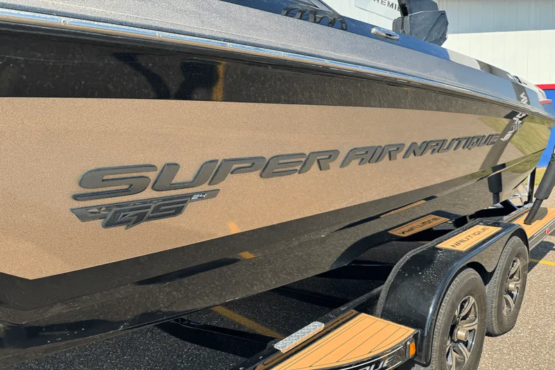 Slide: The Image of Nautique Super Air Nautique GS24 2018 - 2