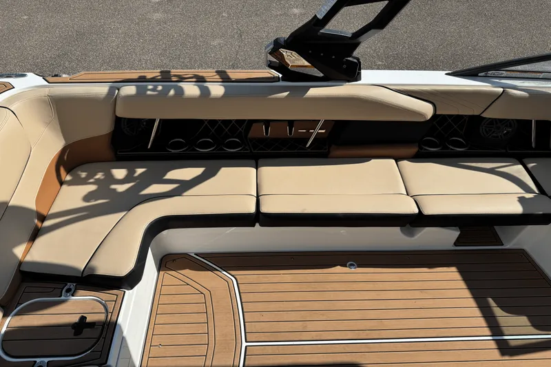 Slide: The Image of Nautique Super Air Nautique GS24 2018 - 23