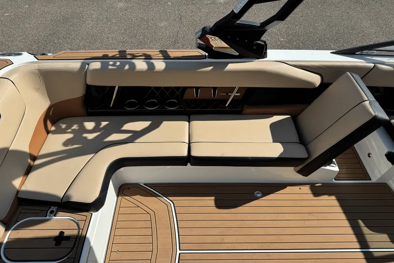 Slide: The Image of Nautique Super Air Nautique GS24 2018 - 24