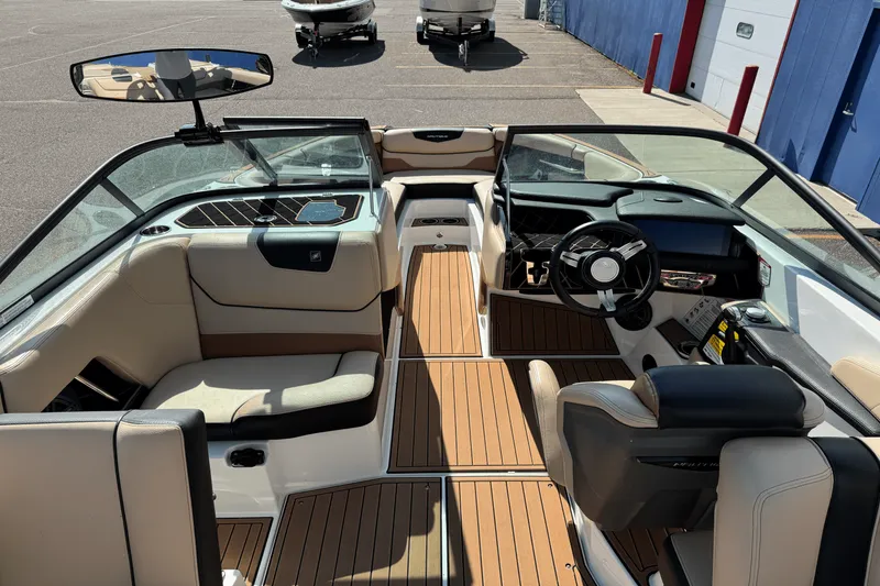 Slide: The Image of Nautique Super Air Nautique GS24 2018 - 26