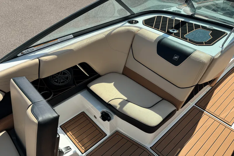 Slide: The Image of Nautique Super Air Nautique GS24 2018 - 27