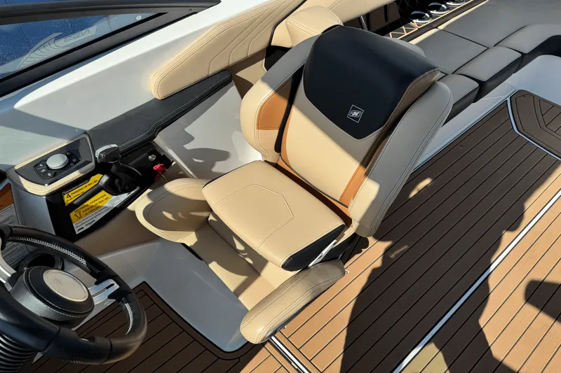 Slide: The Image of Nautique Super Air Nautique GS24 2018 - 30