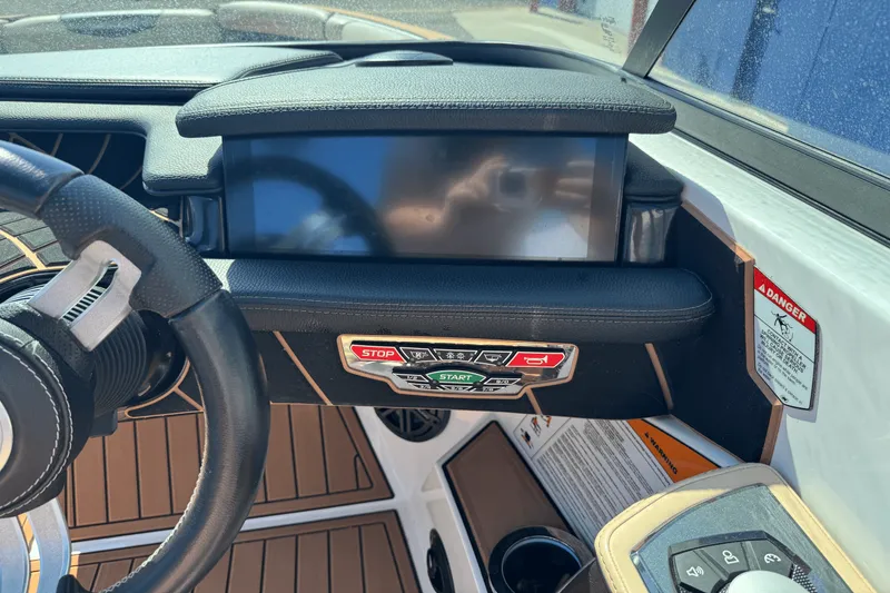 Slide: The Image of Nautique Super Air Nautique GS24 2018 - 33