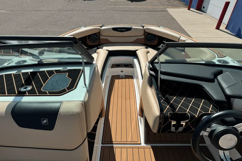 Slide: The Image of Nautique Super Air Nautique GS24 2018 - 35