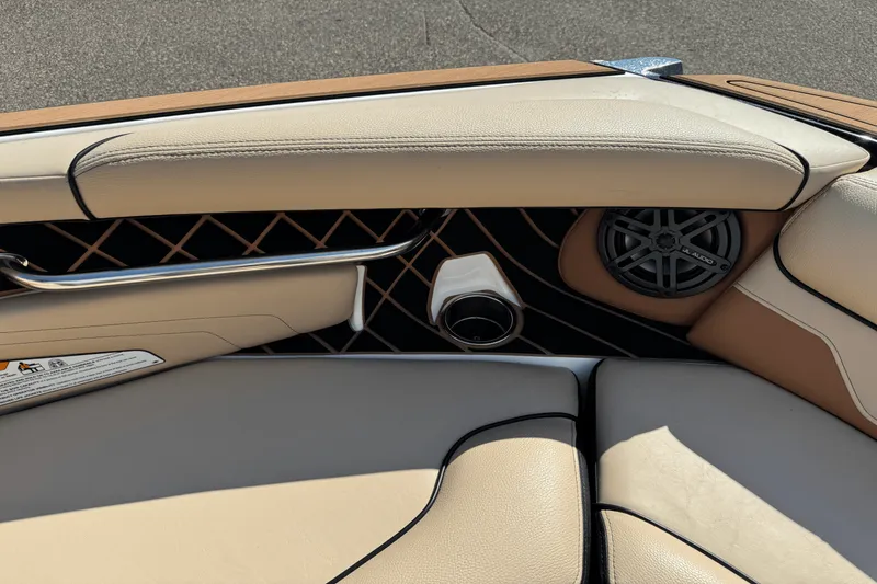 Slide: The Image of Nautique Super Air Nautique GS24 2018 - 39