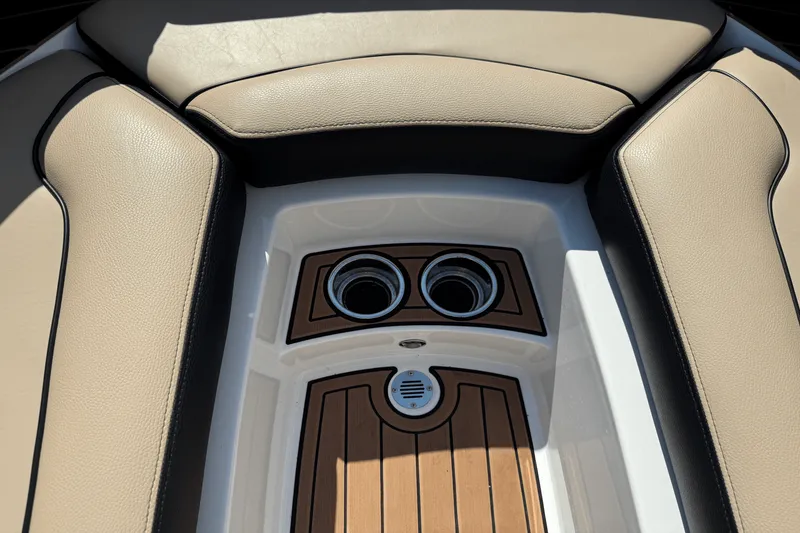 Slide: The Image of Nautique Super Air Nautique GS24 2018 - 40