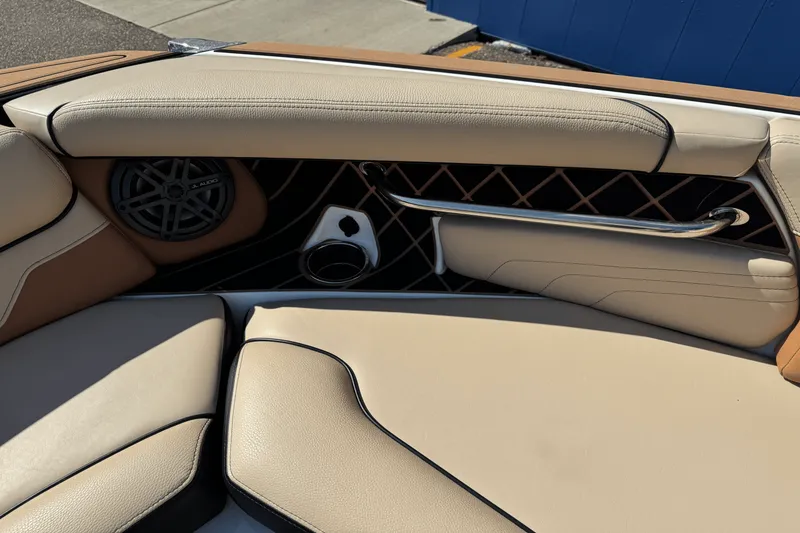 Slide: The Image of Nautique Super Air Nautique GS24 2018 - 41