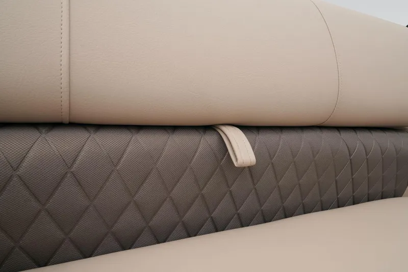 Slide: The Image of Sun Tracker Party Barge 22 RF DLX 2023 - 25