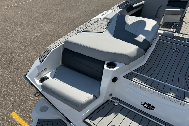 Slide: The Image of Nautique Super Air Nautique G23 2021 - 10