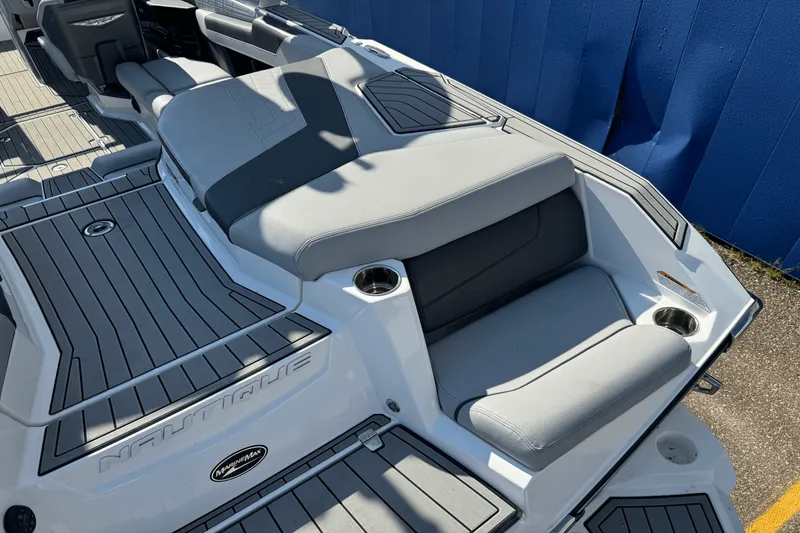 Slide: The Image of Nautique Super Air Nautique G23 2021 - 11