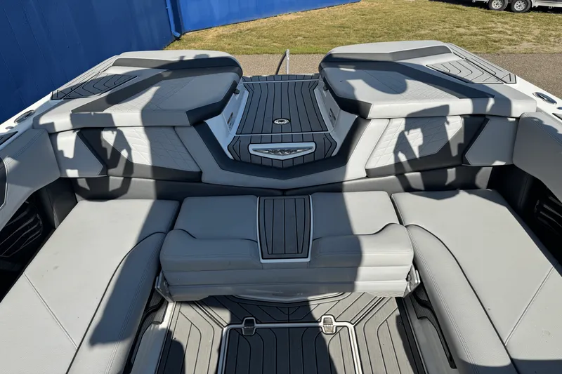 Slide: The Image of Nautique Super Air Nautique G23 2021 - 20