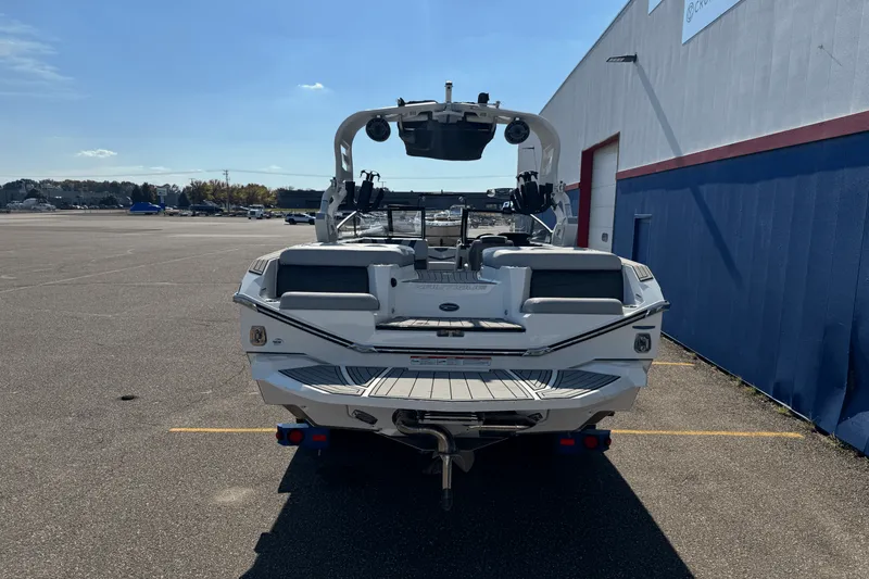 Slide: The Image of Nautique Super Air Nautique G23 2021 - 4