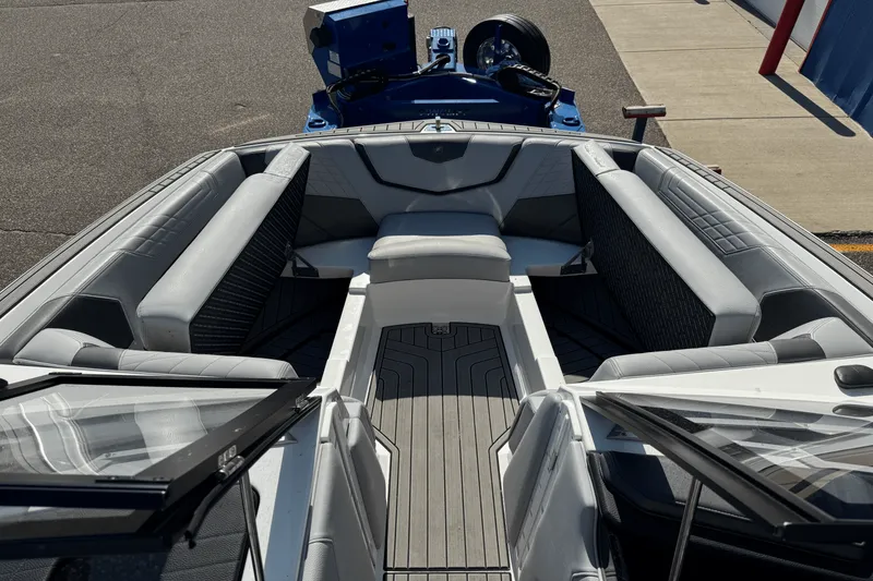Slide: The Image of Nautique Super Air Nautique G23 2021 - 41