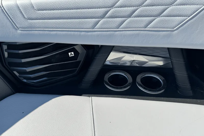 Slide: The Image of Nautique Super Air Nautique G23 2021 - 42