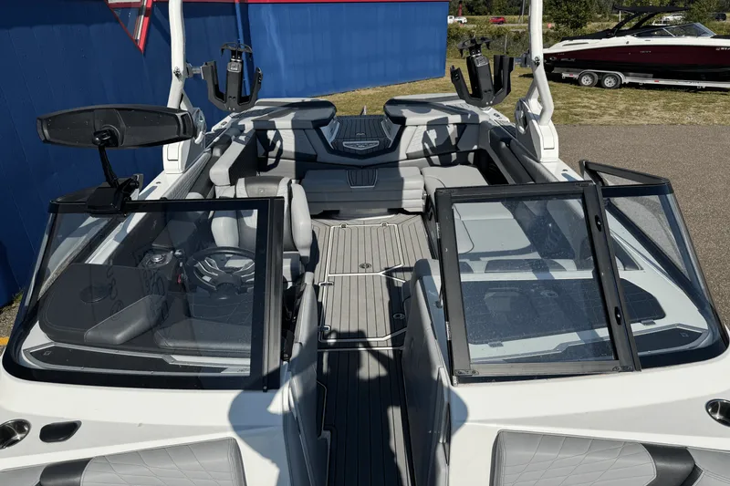 Slide: The Image of Nautique Super Air Nautique G23 2021 - 45