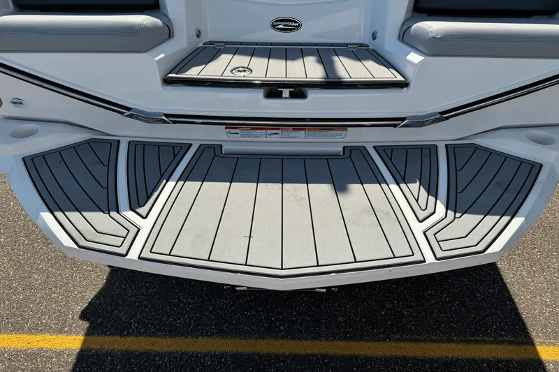 Slide: The Image of Nautique Super Air Nautique G23 2021 - 5