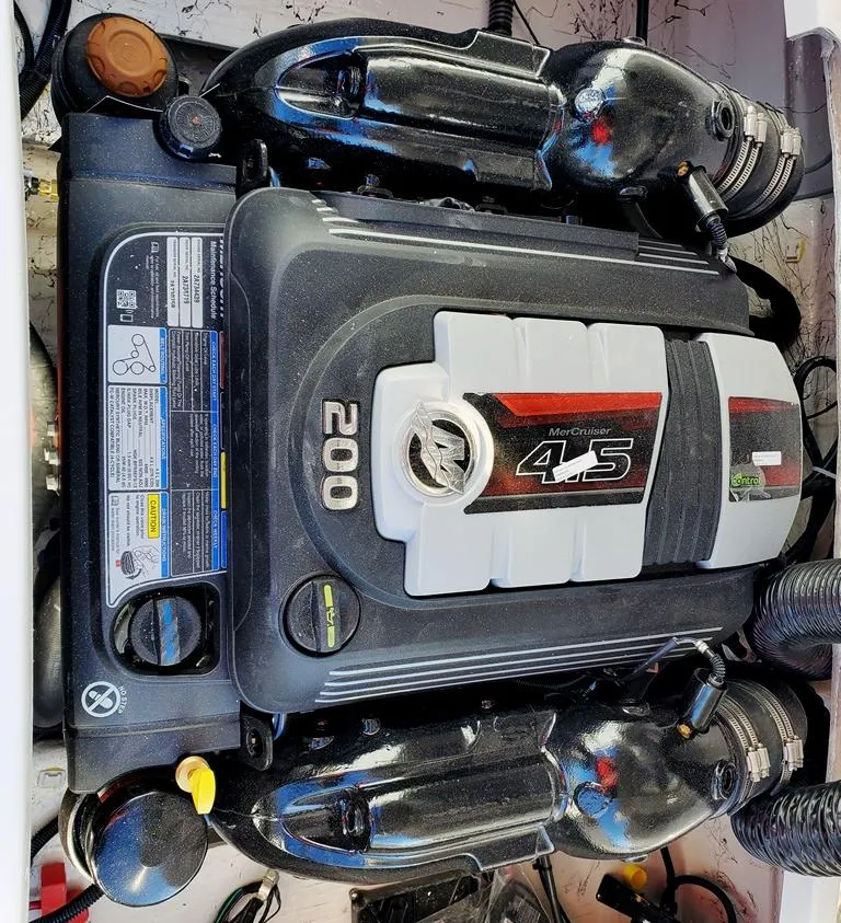 Slide: The Image of Mercruiser 4.5L MPI EC 200HP A2 - 9