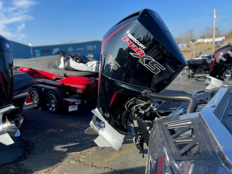 Slide: The Image of 2023 Ranger Z519 Ranger Cup Equipped boat with Mercury Pro XS engine. - 13