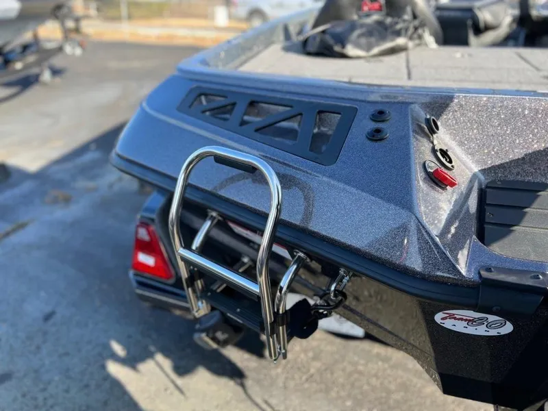 Slide: The Image of 2023 Ranger Z519 Ranger Cup Equipped boat rear view with ladder and deck details. - 9