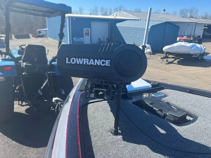 Slide: The Image of 2023 Ranger Z521R Cup Anniversary boat with Lowrance fish finder. - 6