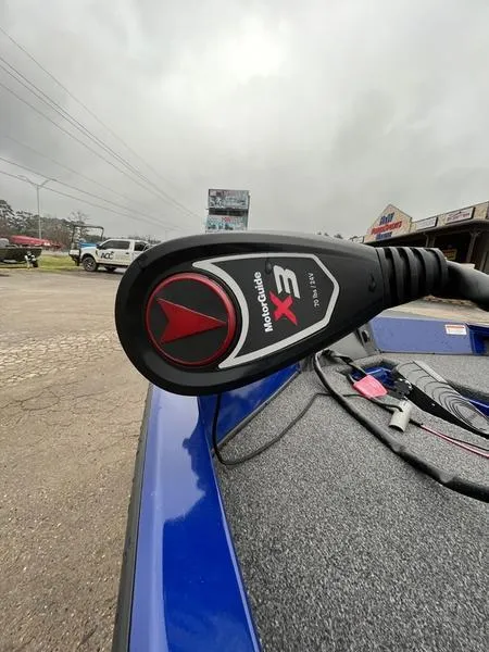 Slide: The Image of Close-up of MotorGuide X3 on 2023 Crestliner XFC 189 boat. - 9