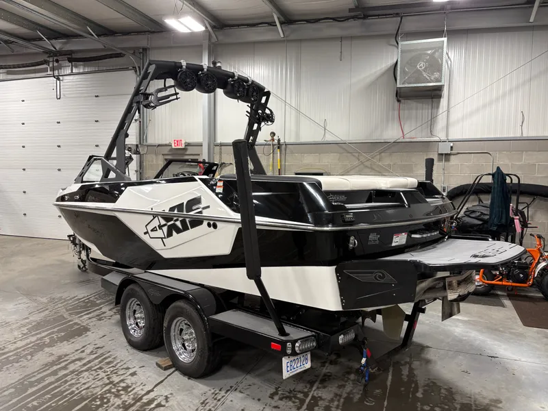 Slide: The Image of Axis T22 2019 - 2